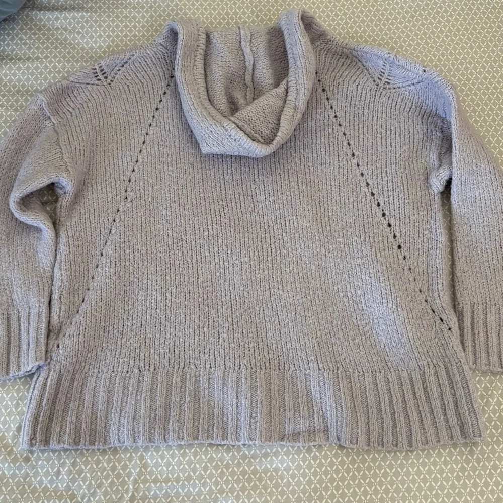 American Eagle Lavender Hooded Knit Sweater Medium